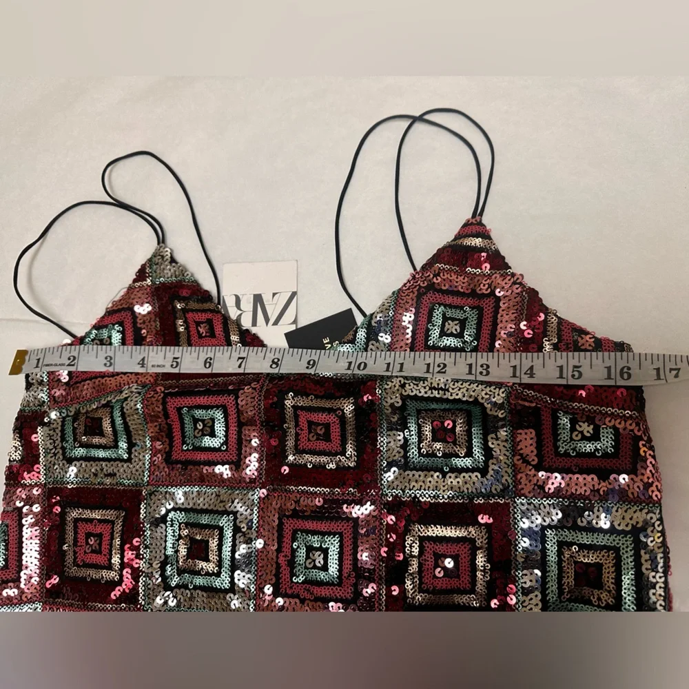 NWT: Festive Sequin Geometric Pattern Strappy DRESS🔹🔻